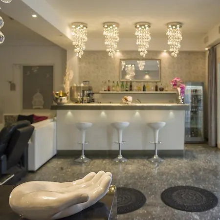 Vela D'oro Ριτσιόνε