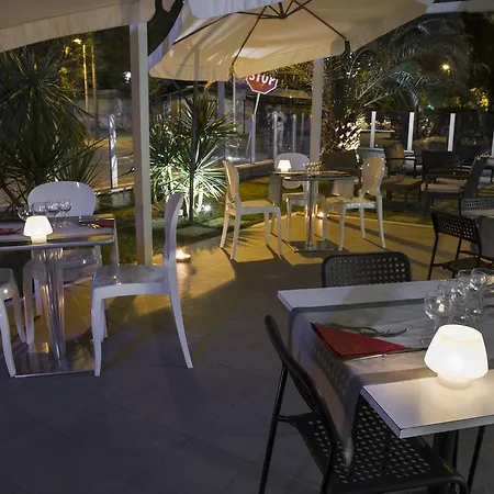 Hotel Vela D'oro
