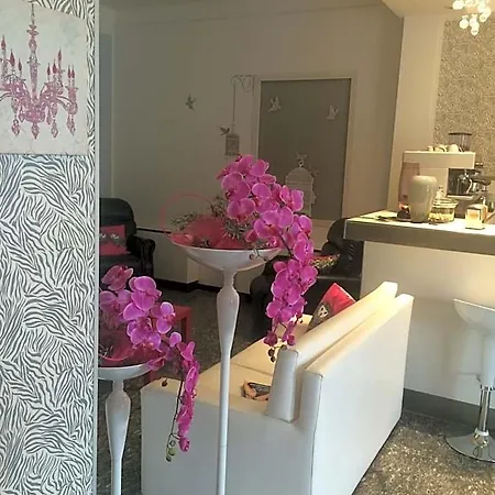Vela D'oro Hotel 2*