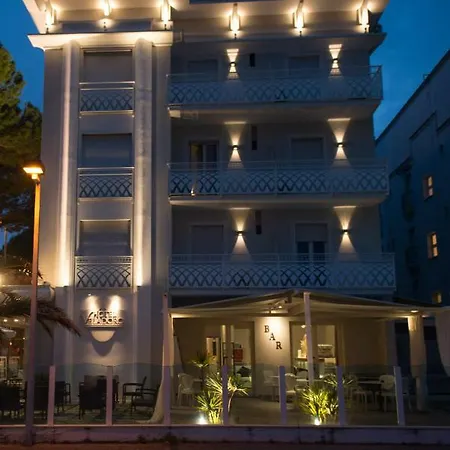 Vela D'oro Hotel 2*